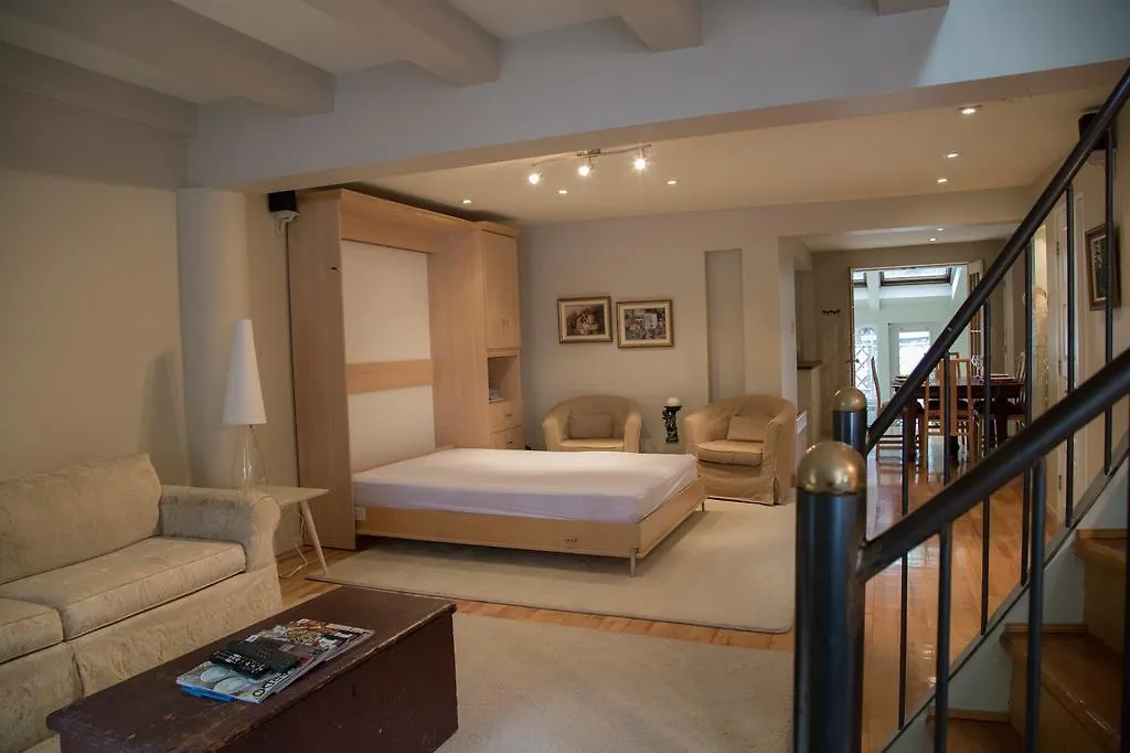 La Maison Du Plateau مونتريال شقة